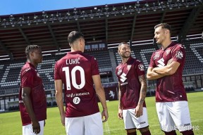 米6体育APP-都灵对阵强敌钢铁防线全力拦截对手攻势的简单介绍