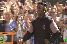 M6体育下载-巴塞罗那主场负于瓦伦西亚，积分领先优势减少的简单介绍